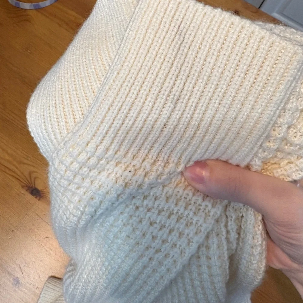 Vero Moda Cream Cowl Neck Sweater - Picture 4 of 4